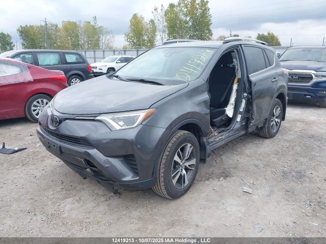 Toyota 2ar-fe 2018 2T3ZFREV3JW500018 Image 2