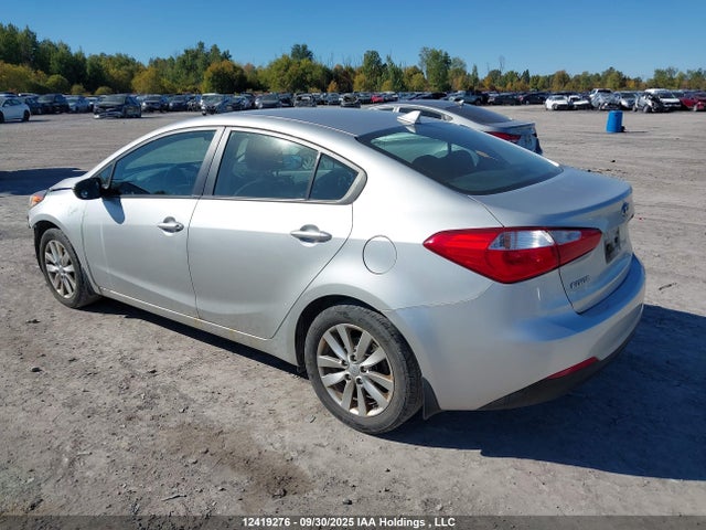 KIA Forte 2014 KNAFX4A6XE5252071 Image 3