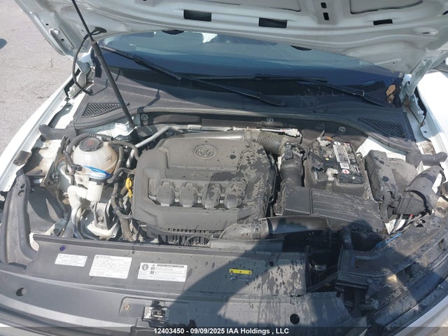 1VWBA7A36JC045741 Volkswagen tsi