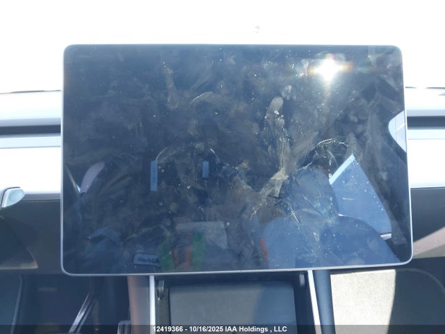 5YJYGDED3MF120447 Tesla Model Y