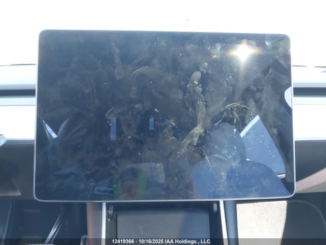 5YJYGDED3MF120447 Tesla Model Y