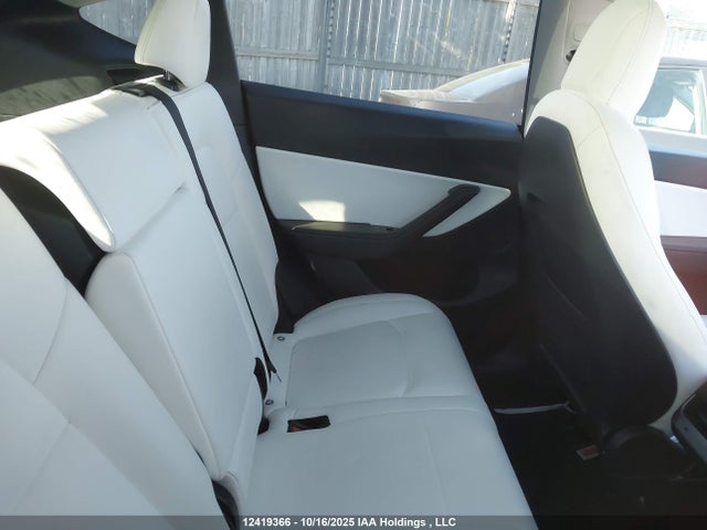 5YJYGDED3MF120447 Tesla Model Y