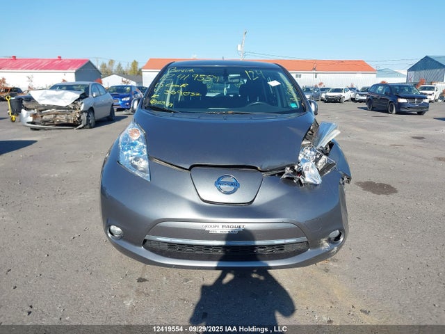 Nissan Leaf 2015 1N4AZ0CP0FC309032 Image 12