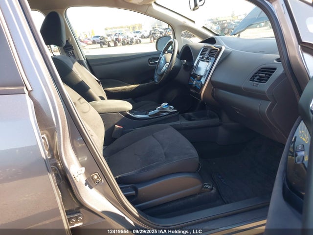 Nissan Leaf 2015 1N4AZ0CP0FC309032 Image 5