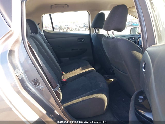 Nissan Leaf 2015 1N4AZ0CP0FC309032 Image 8