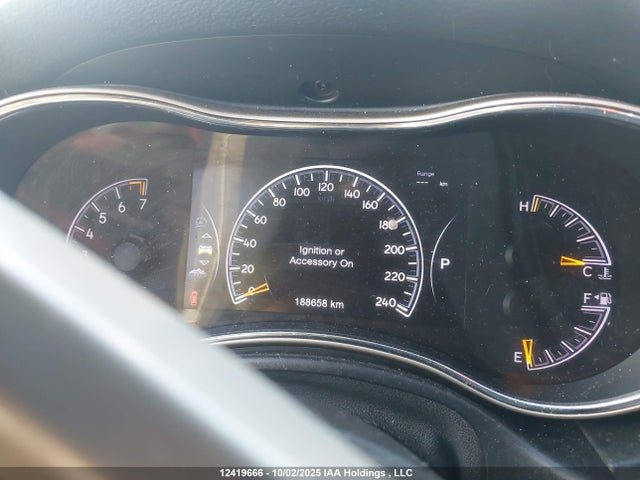1C4RJFBG8GC433706 Jeep Grand Cherokee