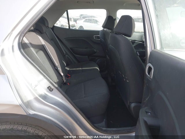 Hyundai Venue Essential 2024 KMHRB8A38RU292054 Image 30