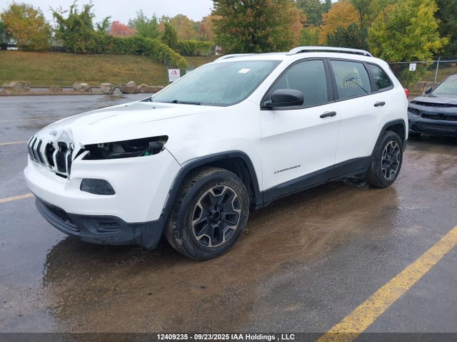 1C4PJLAB2HW650907 Jeep 2017