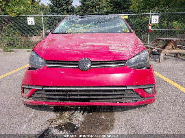 3VWB17AU5JM282731 Volkswagen 2018