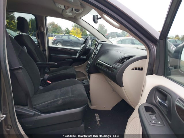 Dodge 2016 2016 2C4RDGBG1GR272071 Image 5