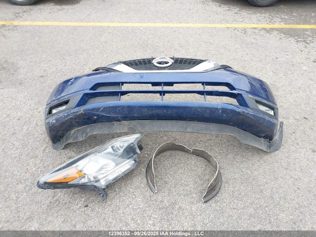 Nissan 2018 2018 3N1CE2CP3JL353309 Image 12