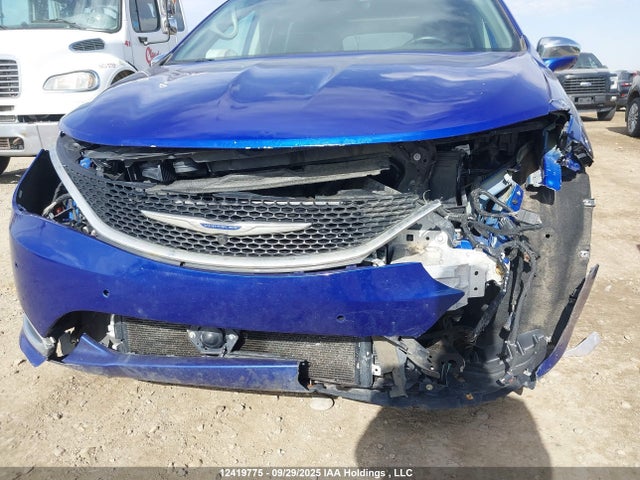 2C4RC1GG6JR287598 Chrysler Pacifica