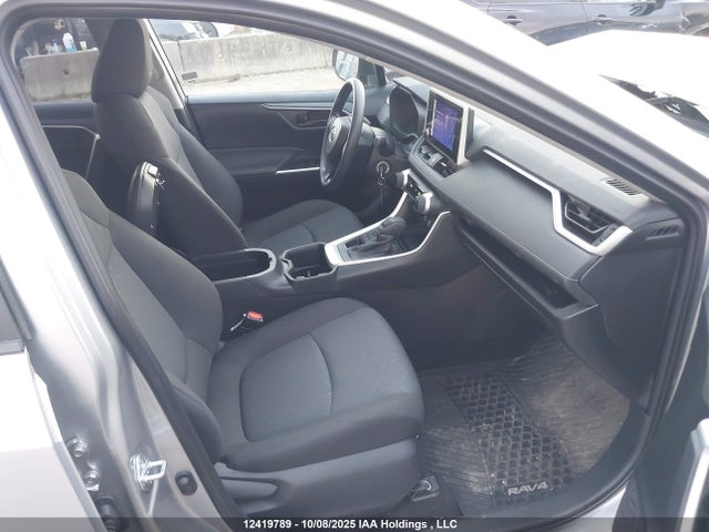 Toyota RAV4 2025 2T3B1RFV3SC533344 Image 28
