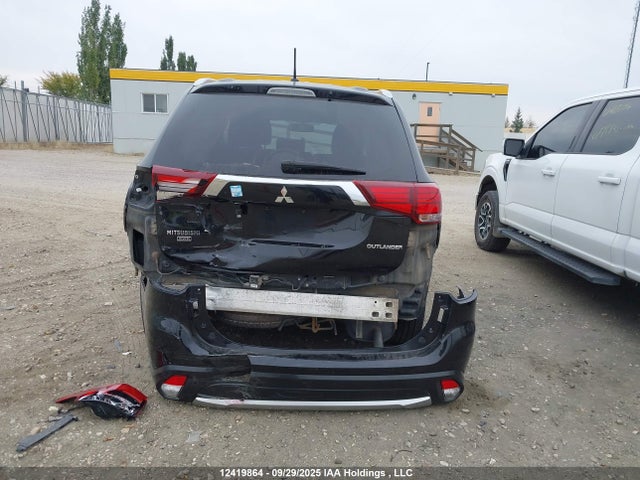 12419864 :رقم المزاد ، JA4AZ2A30GZ605487 vin ، 2016 Mitsubishi Outlander Es مزاد بيع