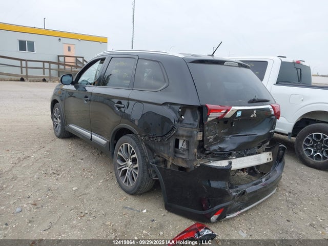 12419864 :رقم المزاد ، JA4AZ2A30GZ605487 vin ، 2016 Mitsubishi Outlander Es مزاد بيع