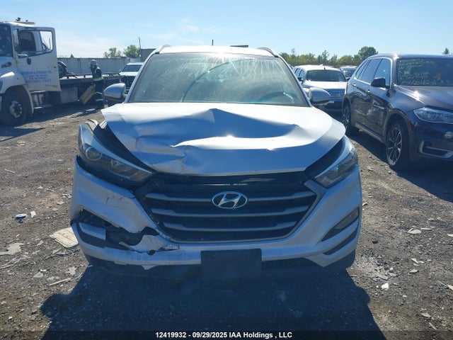 Hyundai 2016 2016 KM8J3CA40GU041435 Image 12