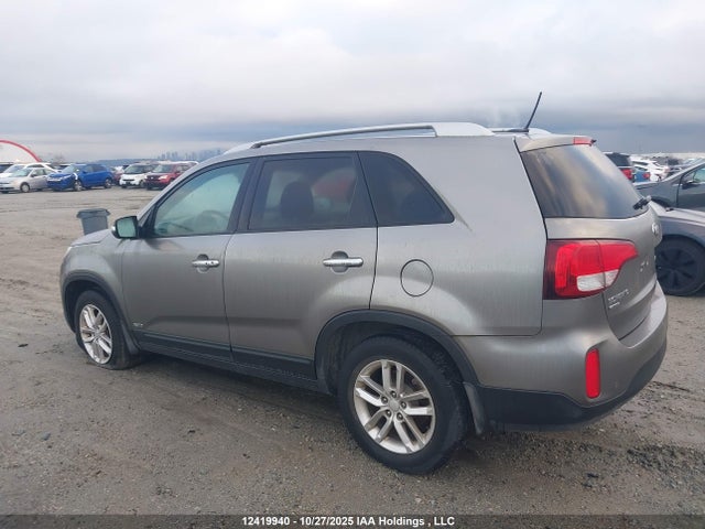 2015 Kia Sorento Lx მანქანა იყიდება აუქციონზე, vin: 5XYKTDA73FG553215, აუქციონის ნომერი: 12419940
