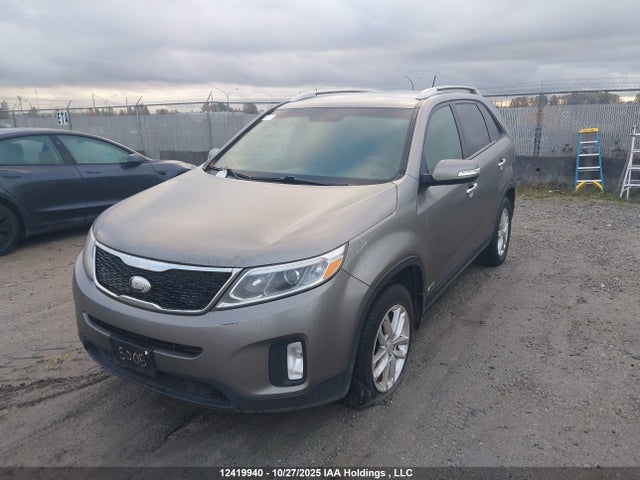 2015 Kia Sorento Lx მანქანა იყიდება აუქციონზე, vin: 5XYKTDA73FG553215, აუქციონის ნომერი: 12419940