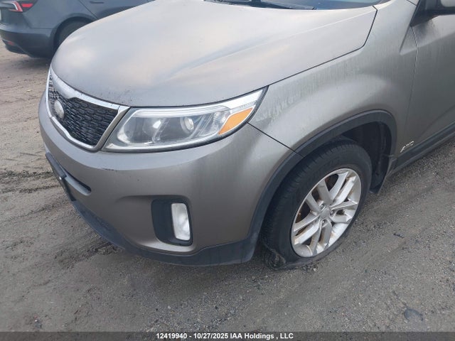 2015 Kia Sorento Lx მანქანა იყიდება აუქციონზე, vin: 5XYKTDA73FG553215, აუქციონის ნომერი: 12419940