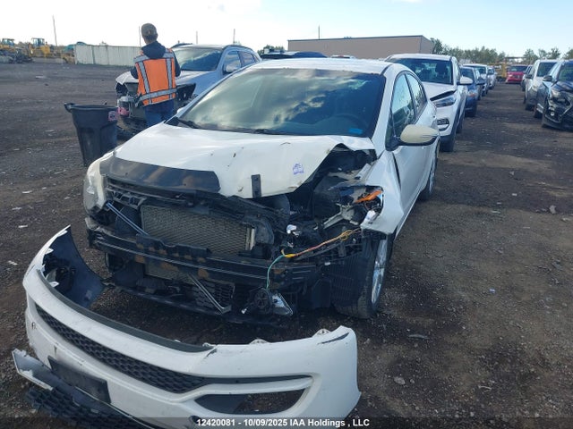 KIA Forte 2014 KNAFX4A64E5069376 Image 2