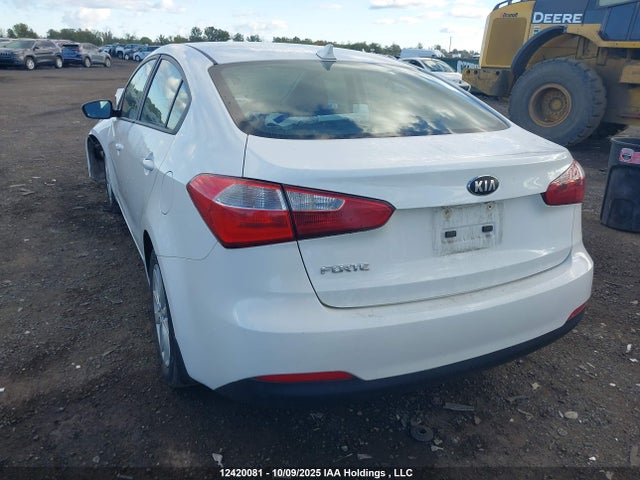 KIA Forte 2014 KNAFX4A64E5069376 Image 3