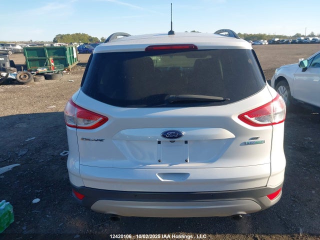 1FMCU0G91EUA48611 Ford 2014