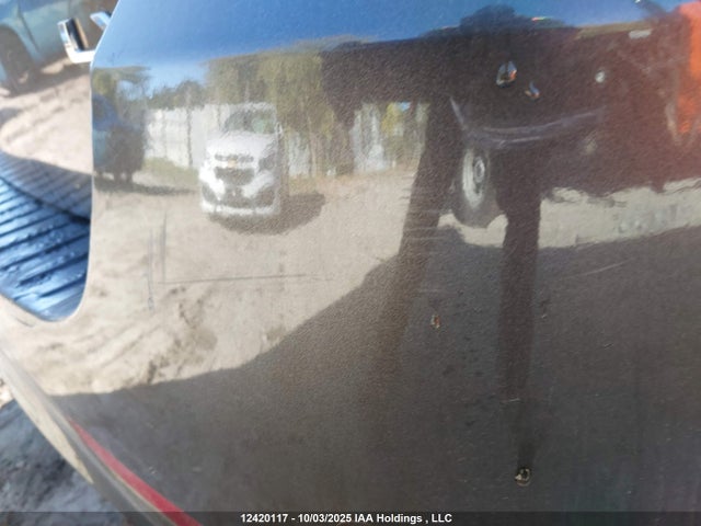 KNDMB5C13H6258759 KIA 2017