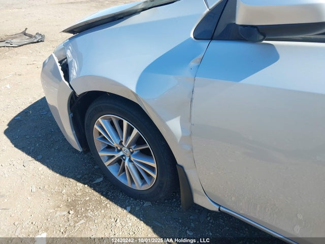 2015 Toyota Corolla მანქანა იყიდება აუქციონზე, vin: 2T1BURHE9FC255715, აუქციონის ნომერი: 12420242