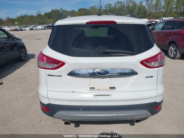 1FMCU9G97FUA54676 Ford 2015