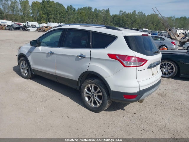 1FMCU9G97FUA54676 Ford 2015