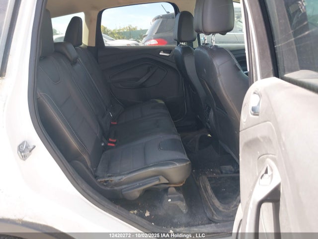1FMCU9G97FUA54676 Ford 2015