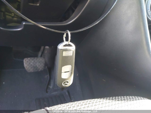 JM1BN1L71H1148558 Mazda pe