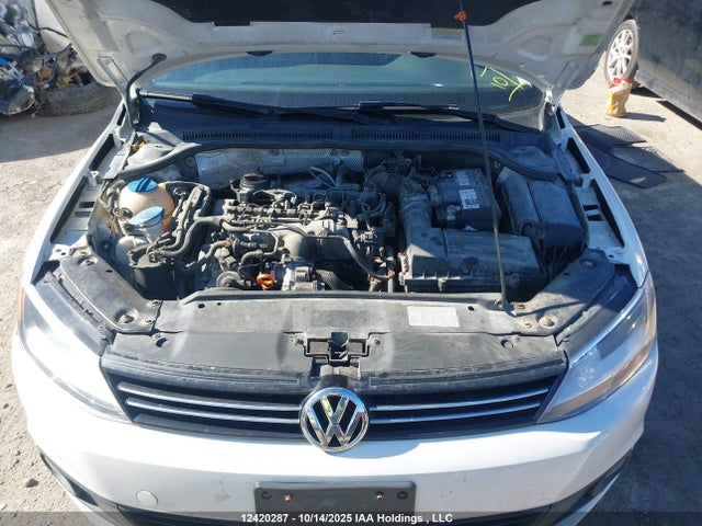 12420287 :رقم المزاد ، 3VWLL7AJ8DM358032 vin ، 2013 Volkswagen Jetta 2.0 Tdi Highline مزاد بيع