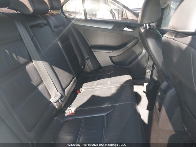 12420287 :رقم المزاد ، 3VWLL7AJ8DM358032 vin ، 2013 Volkswagen Jetta 2.0 Tdi Highline مزاد بيع