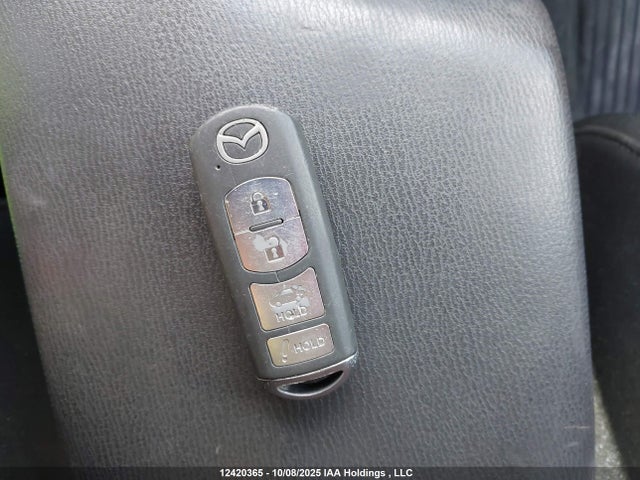 3MZBM1V75EM109452 Mazda pe