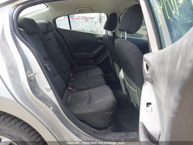 3MZBM1V75EM109452 Mazda pe