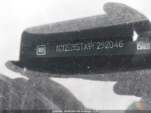 1G1ZD5STXPF252046 Chevrolet lfv