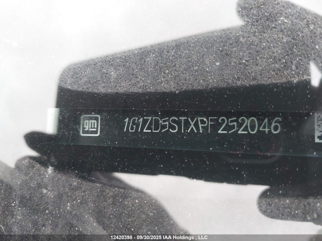 1G1ZD5STXPF252046 Chevrolet lfv
