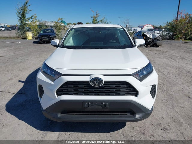 Toyota RAV4 LE 2024 2T3B1RFV2RC466469 Image 30