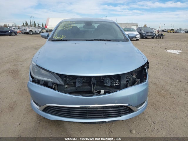 1C3CCCAG3FN736853 Chrysler 2015