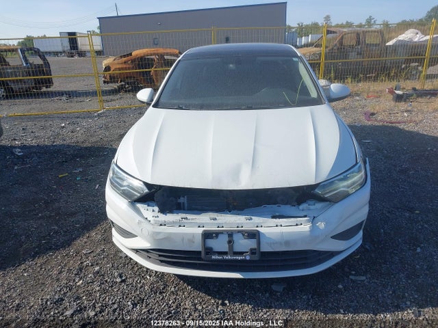 3VWE57BU9KM029428 Volkswagen 1.8 tsi