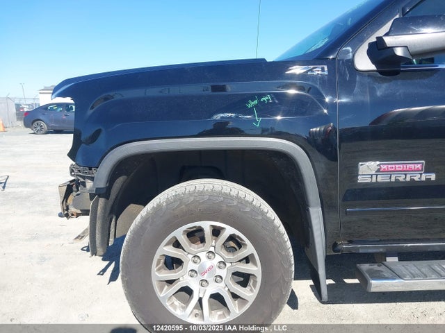 GMC l83 -spark ignited direct injection, variable valve timing, afm, e85 max, alum 2018 3GTU2MEC5JG591705 Image 18