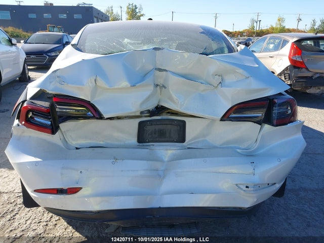 Tesla MODEL 3 2022 5YJ3E1EA6NF152959 Image 17