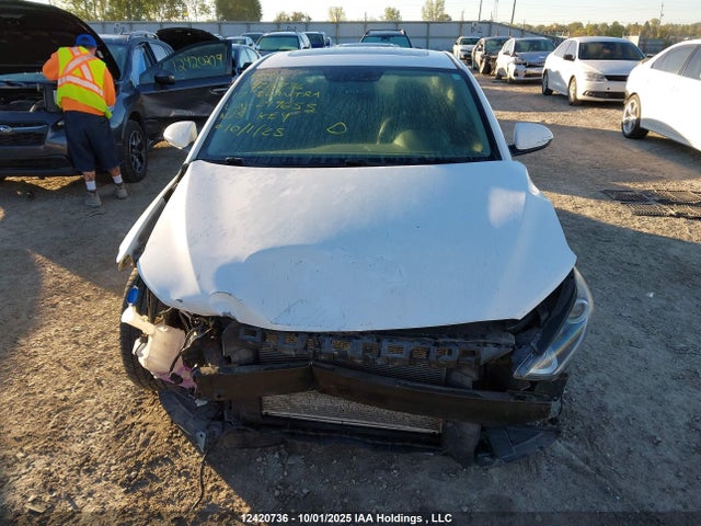 Hyundai 2017 2017 KMHD84LF0HU219655 Image 13