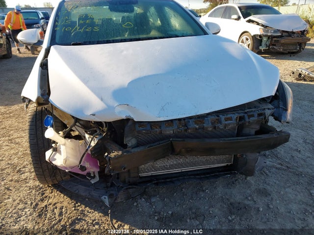 Hyundai 2017 2017 KMHD84LF0HU219655 Image 6