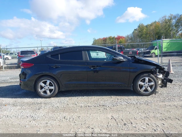 KMHD84LF2HU380525 Hyundai 2017