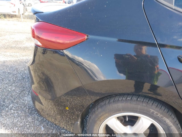 KMHD84LF2HU380525 Hyundai 2017