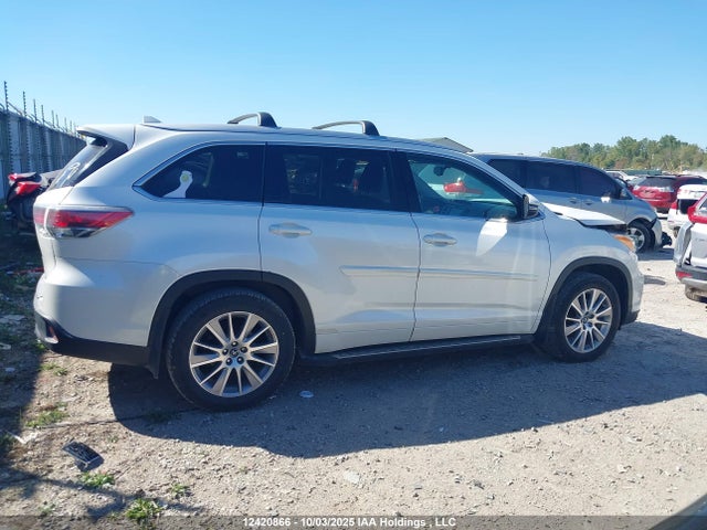 Toyota 2gr-fe 2016 5TDJKRFH7GS333075 Image 14