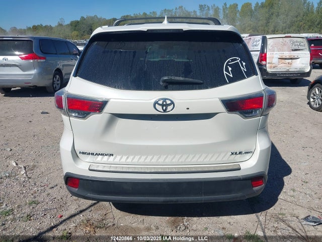Toyota 2gr-fe 2016 5TDJKRFH7GS333075 Image 17