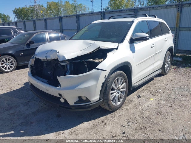 Toyota 2gr-fe 2016 5TDJKRFH7GS333075 Image 2